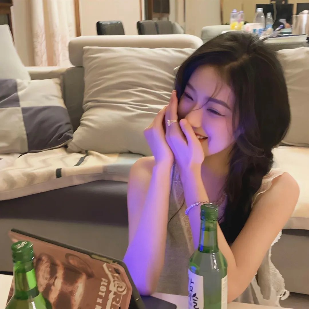 不负热爱海报